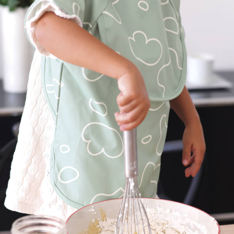 Beaba 2 in 1 Bib w/Removable Sleeves - Sage green