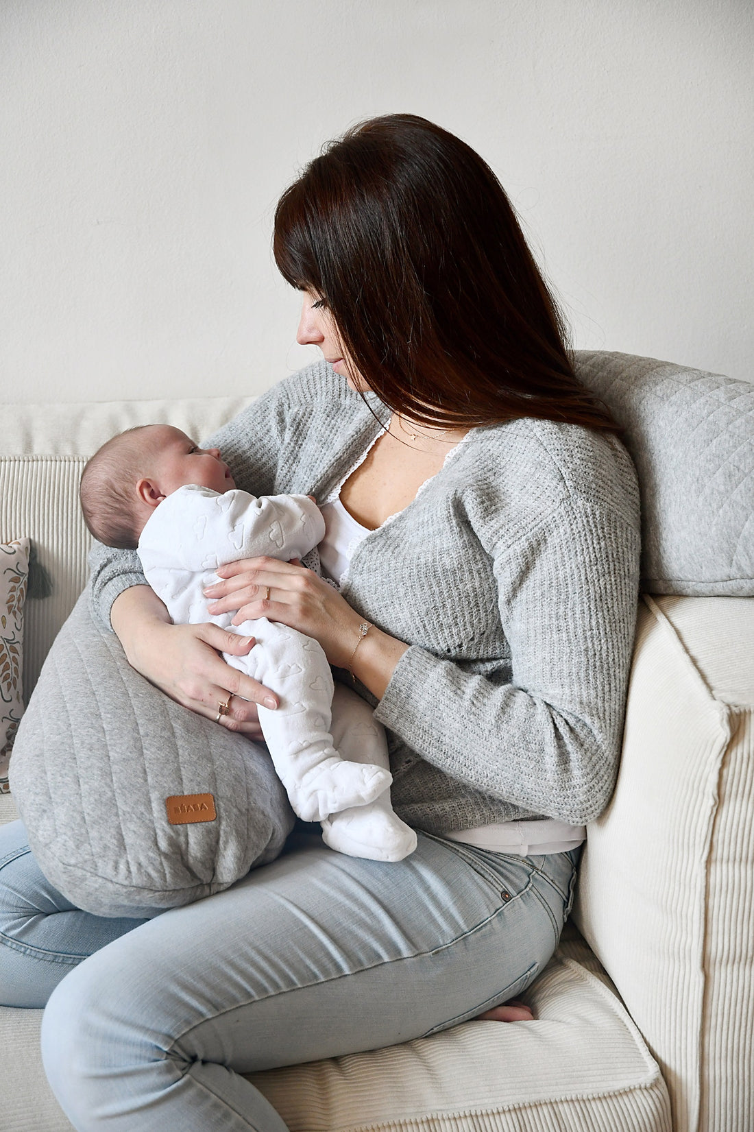 The Benefits of using the Beaba Big Flopsy Nursing Pillow: A Must-Have for New Mums