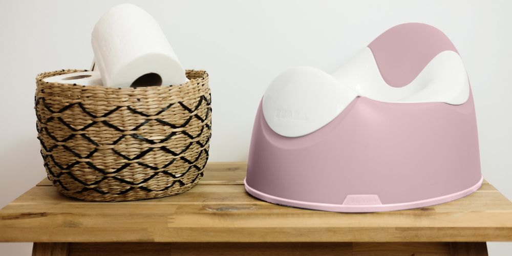 Your Complete Guide to Toilet Training: Potty Seats, Timing & Tips