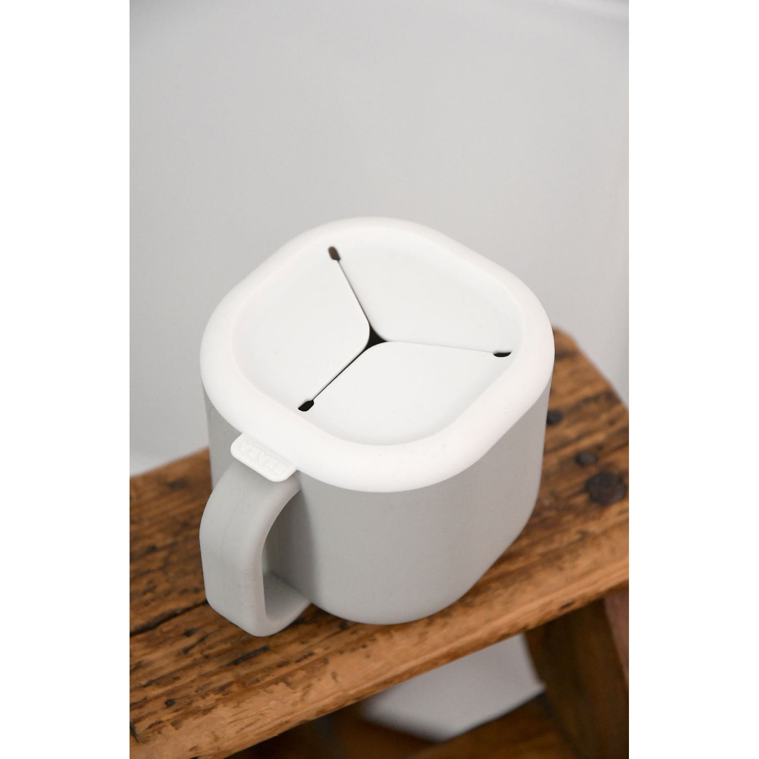 Beaba Pick n Snack Silicone Snack Cup - Velvet Grey